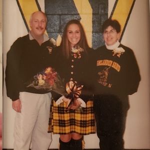 Meet your Posher, Cassandra